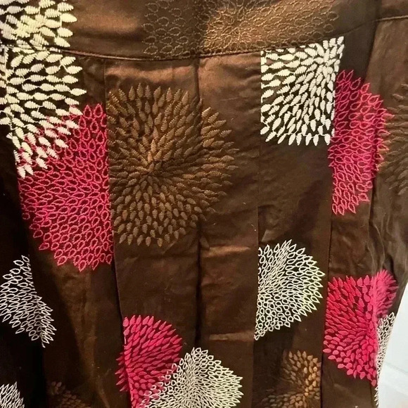 AT Skirt - Size 8 - Picture 5 of 5